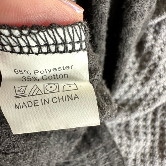 Grey and white colorblock long sleeve top, plus size 3XL, SHEIN - Picture 6 of 10